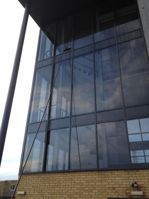 Specialist Window Cleaning & Pure H2O Cleaning Solutions